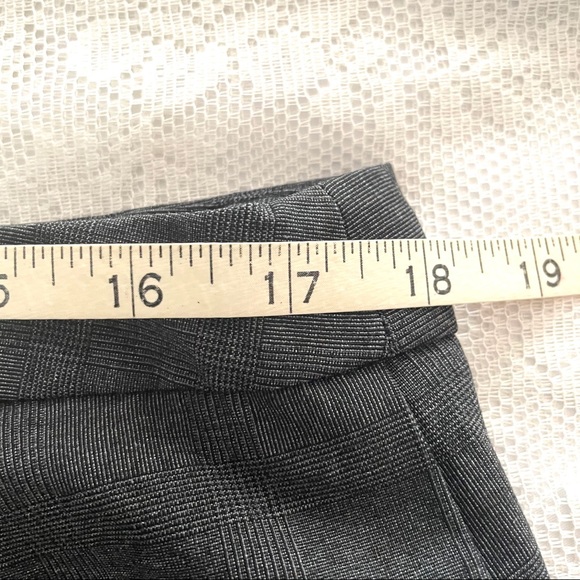 Mario Serrani Ladies Cropped Dress Pant (14 x 26) - Picture 12 of 13